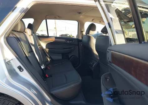 2015 Subaru Outback 3.6R Limited из США, поврежденный, VIN 4S4BSENC4F3344498